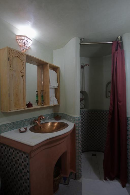 Riad Dar Ziryab Фес Экстерьер фото
